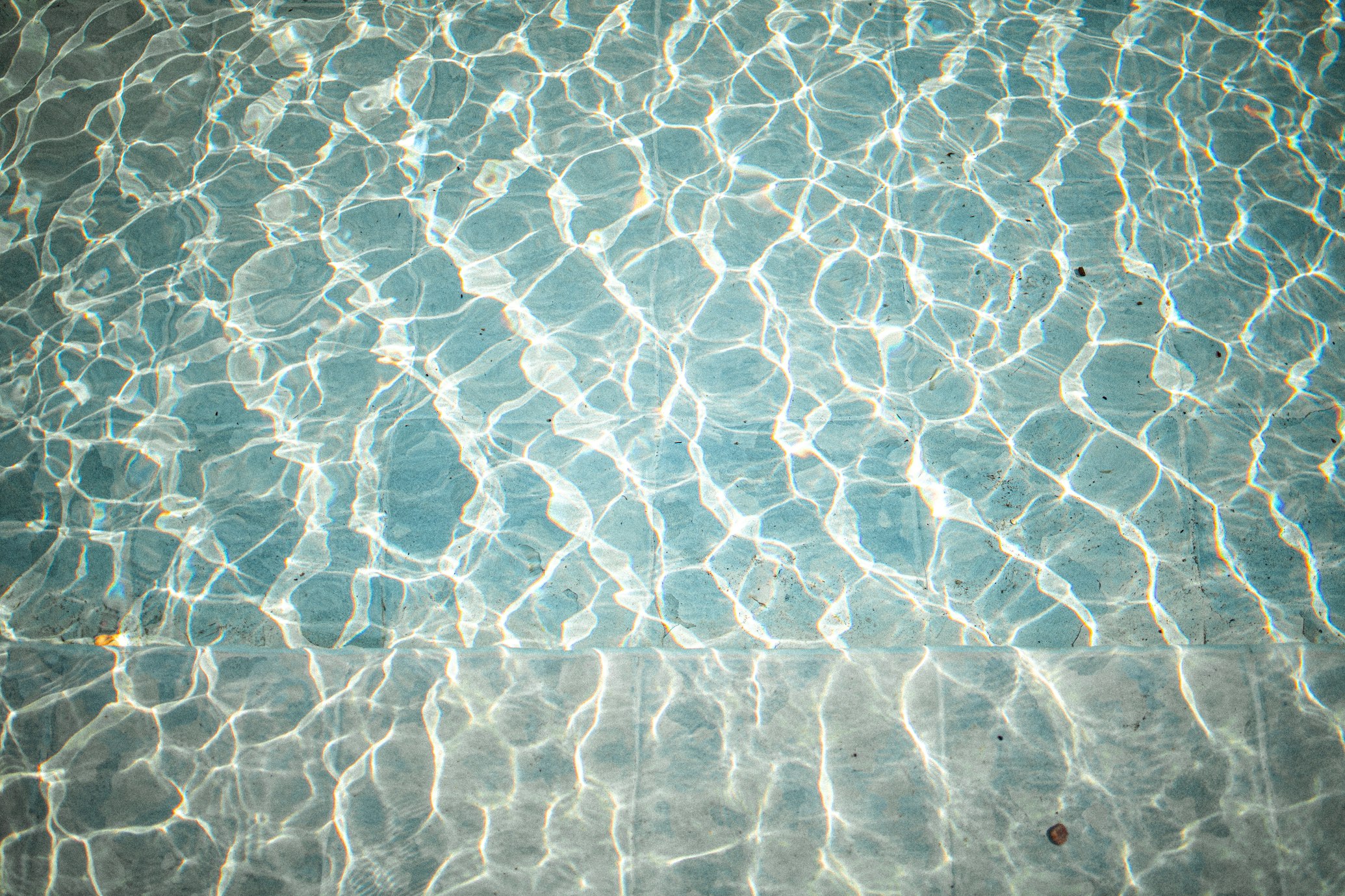 While cleaning a pool, my coworker got a text saying his cousin was “borrowing” his Nintendo 64. He silently picked up a patio table and tossed it straight into the pool.